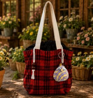 👜✨ คู่หูสุดน่ารัก หูกระเป๋า & พวงกุญแจ งานทอมือสไตล์ไทย ใช้ได้ทุกวัน 🤍🌾